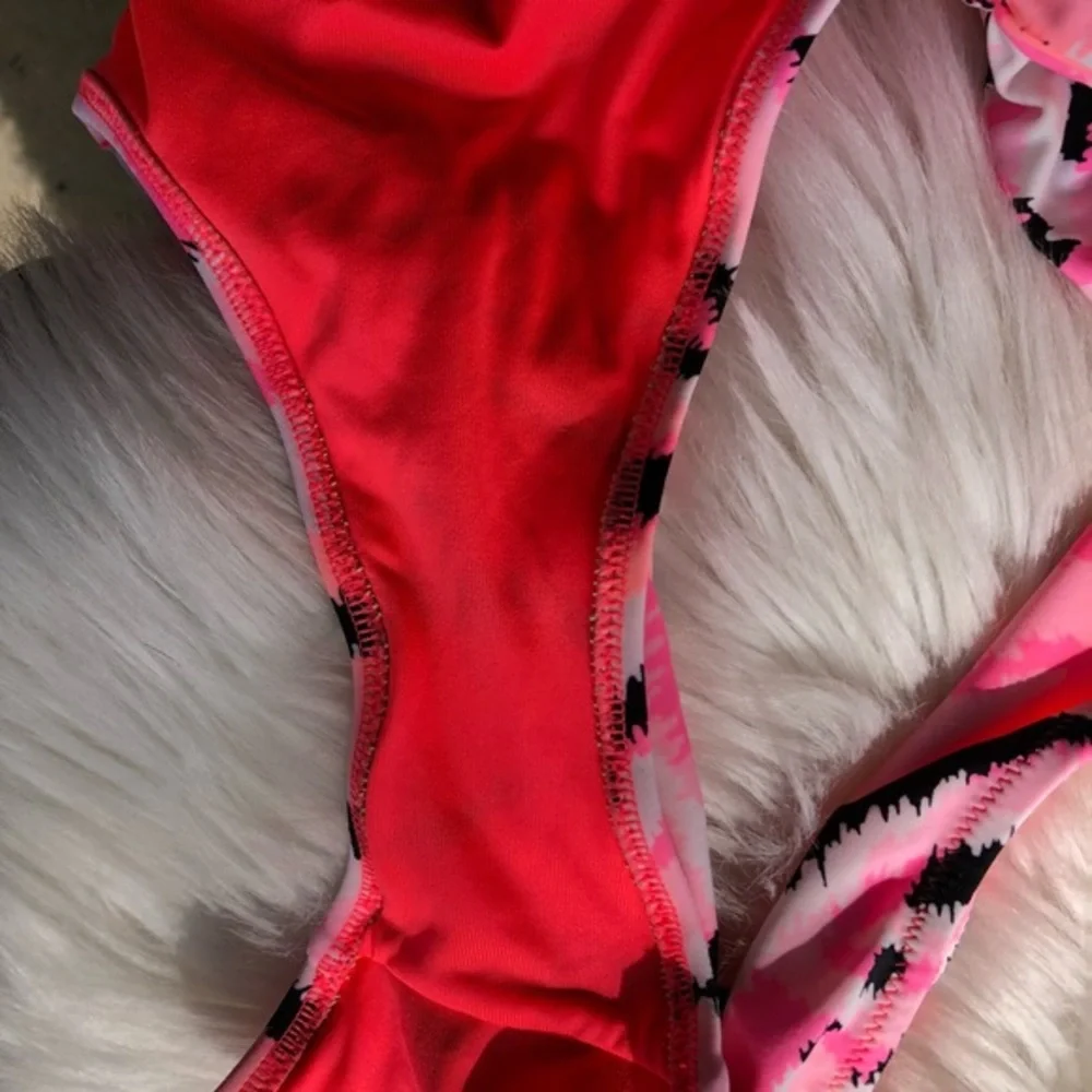 Victoria’s Secret Strapless Swim Set Sz S & XS